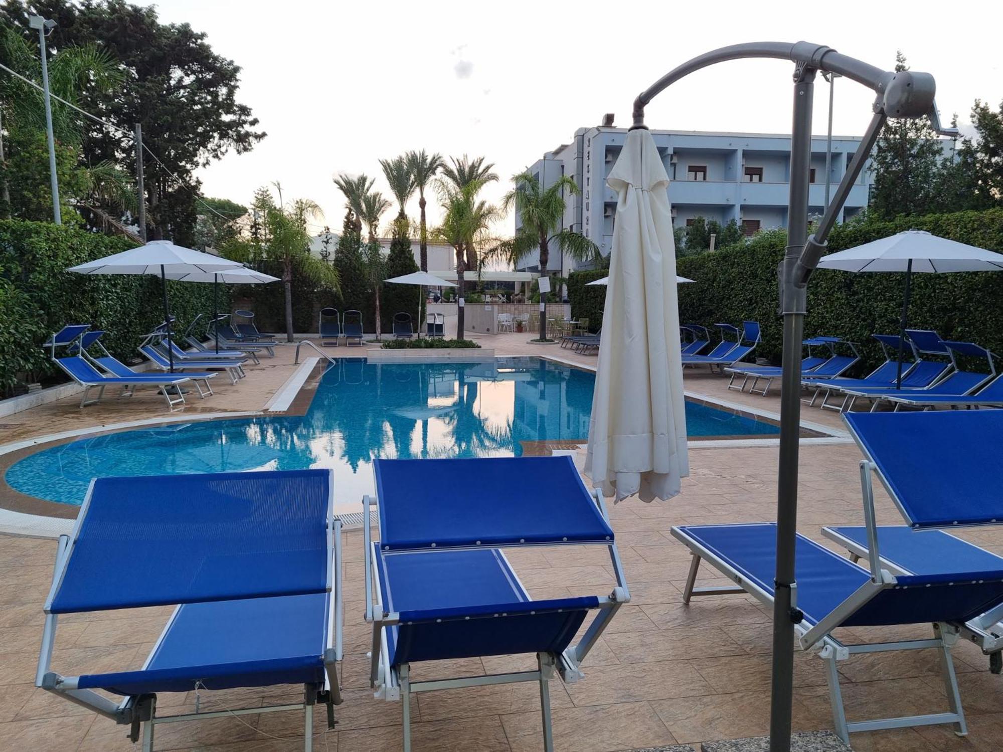 Hotel Costa Azul Balestrate Luaran gambar